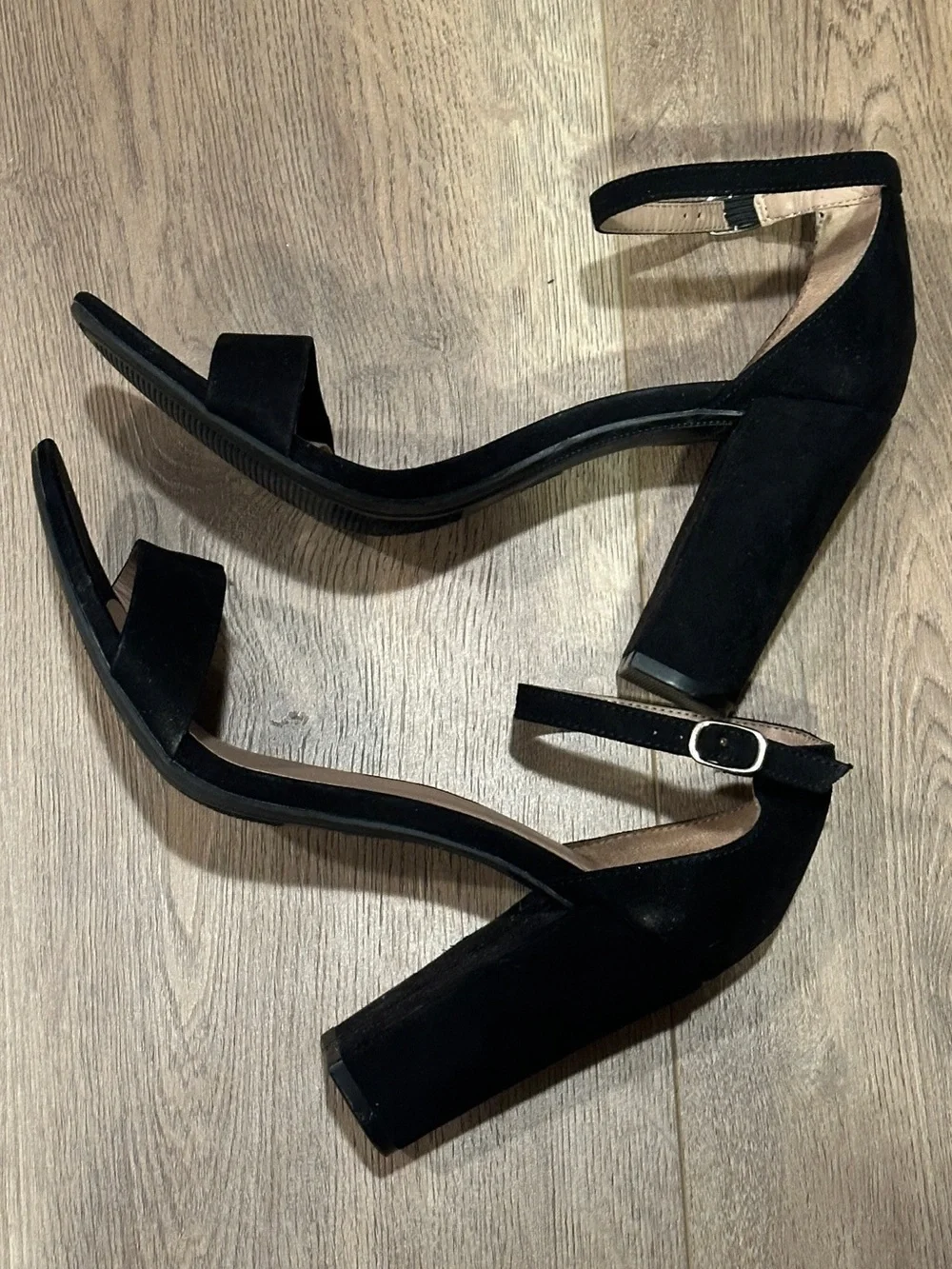 Women’s Black Ankle-Strap Open-Toe Heels, Sz 8, 4“ Heel - Picture 2 of 8